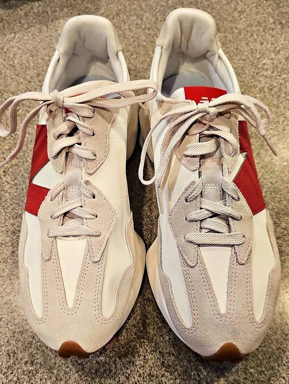 New Balance 327 Moonbeam Desert Pink Gum Sneakers White & Red